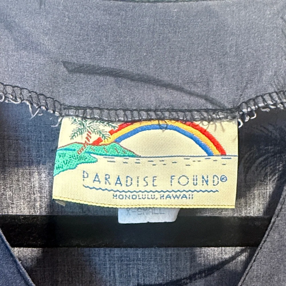 Paradise Found Navy Palm Tree Hawaiian Blouse Rayon Short Sleeve V-Neck - Picture 2 of 8